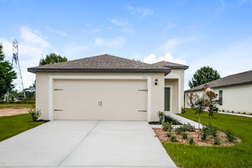 8615 Silverbell Loop Brooksville, FL 34613